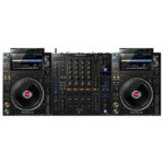 2 PIONEER CDJ 3000  +1 DJM  A 9